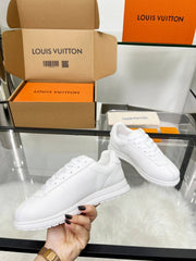 Louis Vuitton White Leather LV Trainer Sneakers - White