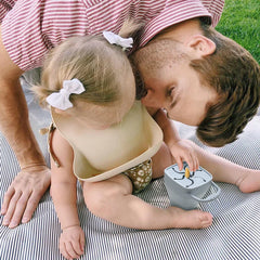 Baby Silicone Snack Cups for Toddlers Spill Proof Collapsible Toddle Portable Silicone Snack with Lids Baby food Storage Tank