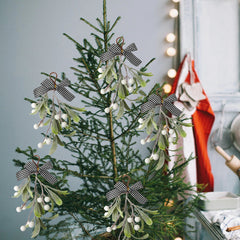 6pcs artificial Christmas Mistletoe hanging ornament Artificial green plant home decoration berry hanging ornament