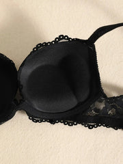 1 Set Elegant Erotic Lace Embroidery Breathable Fabric Lingeries : Push-Up Bra, Low Waist Sheer Panty - Ultimate Valentine's Day