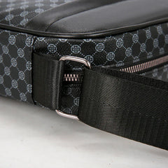 Casual Lightweight Business Shoulder Bags for Men PU Leather Messenger Bag Comfortable Wide Strap Crossbody Bags Designer Male