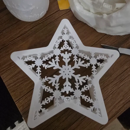 Christmas Star Tea Light Holder – Festive Glow for Cozy Nights