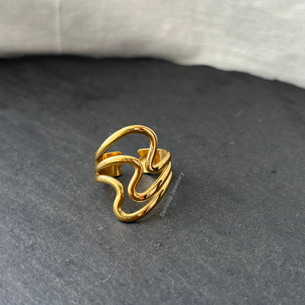 Trinity Ring - Gold/Silver