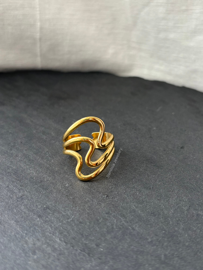 Trinity Ring - Gold/Silver