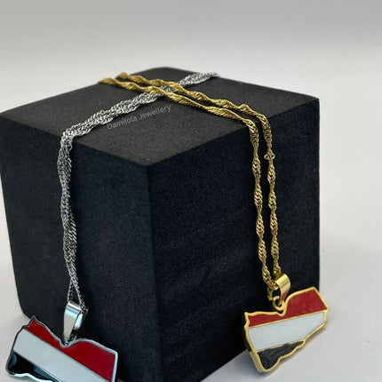 Yemen - Flag Map Necklace 🇾🇪 gold - silver