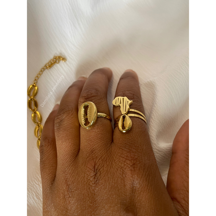 Africa Cowrie Shell Ring - Silver/Gold