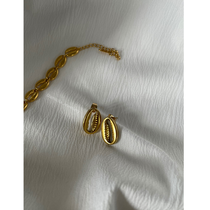 Cowrie Shell Stud Earring - Silver/Gold