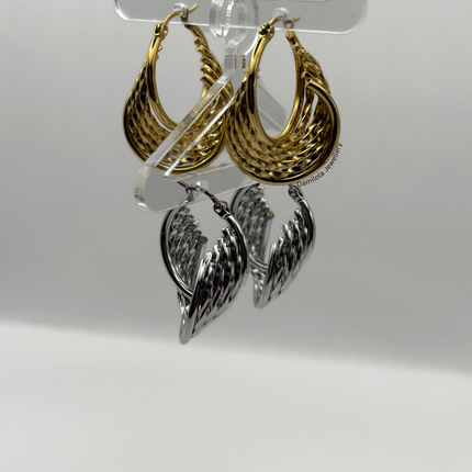 Luxe Gold ‘Idia’ Textured Swirl Hoops