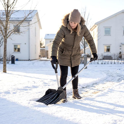 Heavy-Duty Snow Shovel with Assist Handle, Portable Snow Pusher with 45cm Wide Blade, Detachable Aluminium Handle