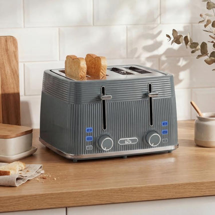 Discover a Smarter Everyday Essential: Make Busy Mornings Easier – 4-Slice Toaster with 7 Browning Levels