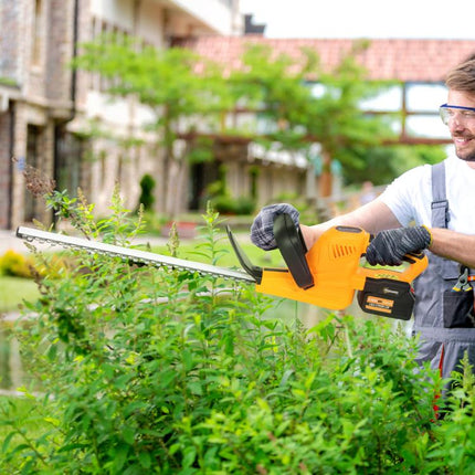 20 Inch Cordless Hedge Trimmer 18V Brushless Garden Trimmer 2x4000mAh Batteries Orange