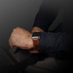 Denior Oil Wax Retro Watch Leather Watch Band for Apple Watch Series 7 45mm / 6 & SE & 5 & 4 44mm / 3 & 2 & 1 42mm