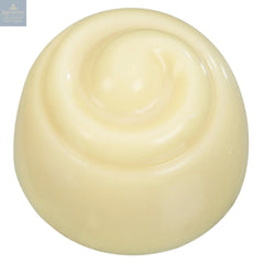 Abricot - white chocolate with an apricot ganache filling 14.2g