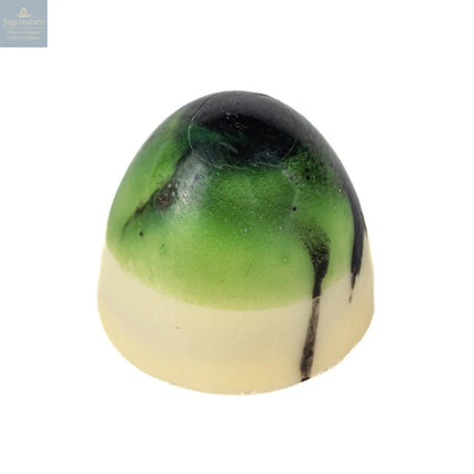 Coconut Bullet - white chocolate with a milk chocolate coconut & lime ganache 10g