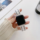 7 45mm / 6 & SE & 5 & 4 44mm / 3 & 2 & 1 42mm / White + Black