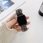 7 45mm / 6 & SE & 5 & 4 44mm / 3 & 2 & 1 42mm / Black + Silver