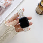 7 45mm / 6 & SE & 5 & 4 44mm / 3 & 2 & 1 42mm / White + Gold