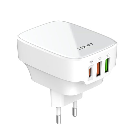 LDNIO Q334 32W Type-C + Dual USB Port Charger with 1m USB-C / Type-C to USB-C / Type-C Data Cable, EU Plug, UK Plug, US Plug