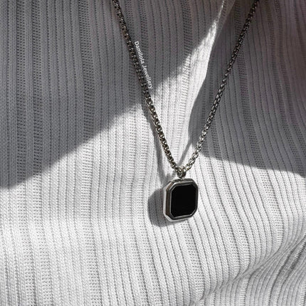 ‘King Noir’ Gold/Silver Necklace