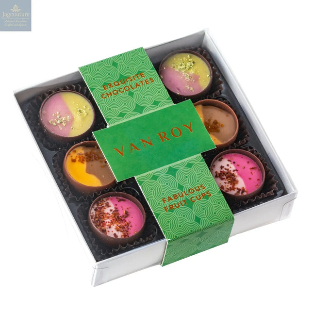 Fabulous fruity cup selection in 9 choc grey base with cello lid