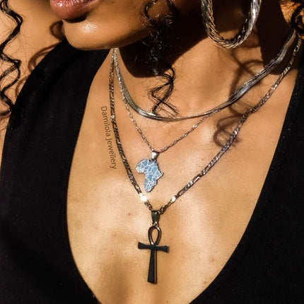 Small Africa Necklace ‘Isokan’  - Gold/Silver