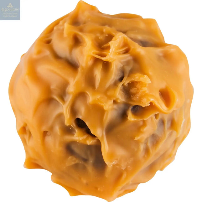 Inga - orange coloured chocolate with dark chocolate orange ganache 14.6g