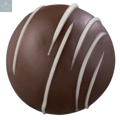 Marit - dark chocolate with rum flavoured milk ganache 15g