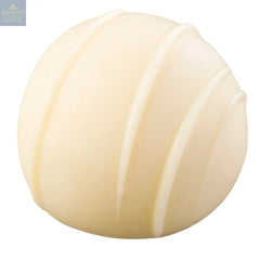 Mats - white chocolate with vanilla flavoured white ganache 15g
