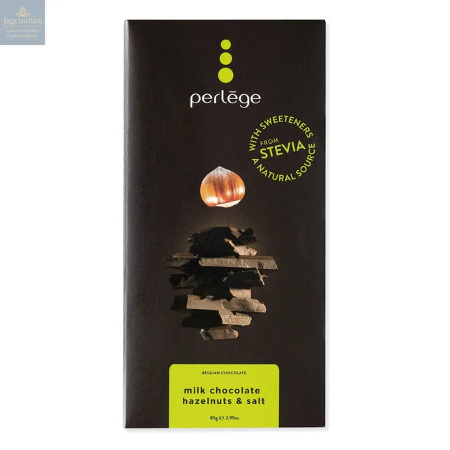 Milk chocolate tablet with hazelnut & salt