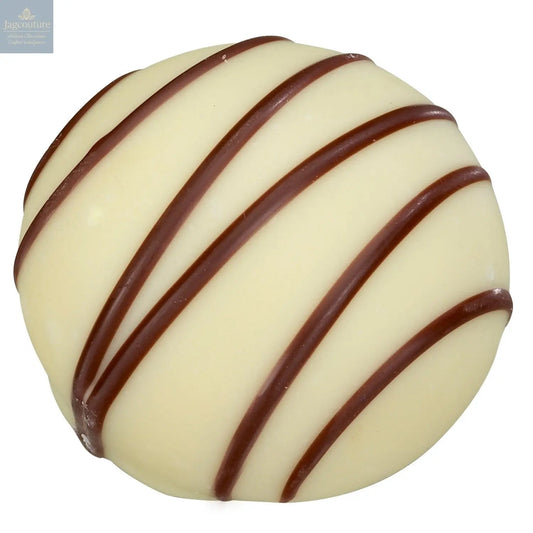 Okapi - white chocolate with a coffee caramel filling on a croquant base 17.7g