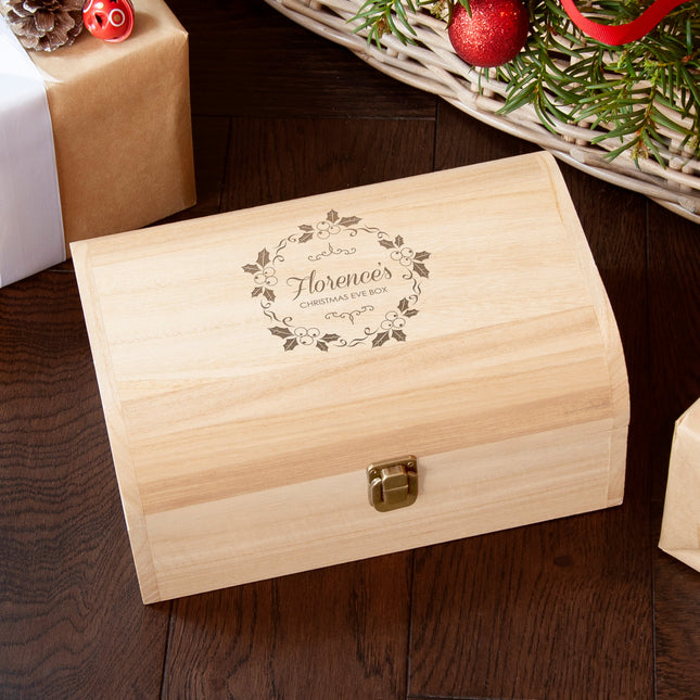 Personalised Christmas Eve Chest With Mistletoe Wreath