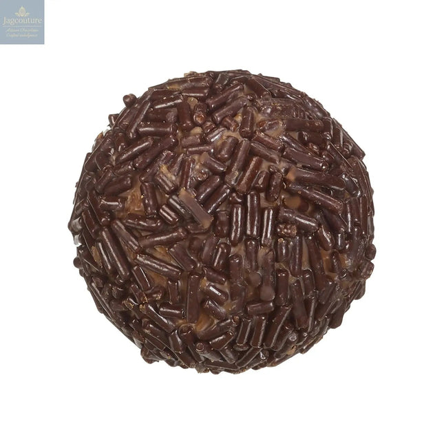 Prosecco truffle - milk chocolate enrobed prosecco cream rolled in dark vermicelli 11.1g