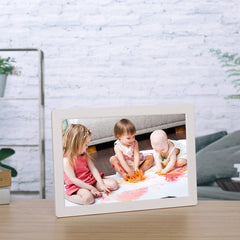 17 inch Multi-media Music & Movie Player Digital Photo Frame with Remote Control, Mstar V59 Program, Support USB / SD Card / HD Port, Built in Stereo Speaker