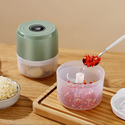 Electric Mini Garlic Chopper USB Meat Grinder - Sturdy and Durable Kitchen Tool for Crushing Garlic, Ginger, and Vegetables