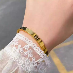 Classic Design Stainless Steel Rose Gold Color Smooth Metal Bracelet for Women's Non Fading Jewelry Trendy Explosive Accessories