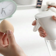 Spray bottle continuous high pressure water refill dilution fine mist atomizing spray bottle pressed refill water bottle size op