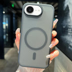 For iPhone 17e / 16e / Black