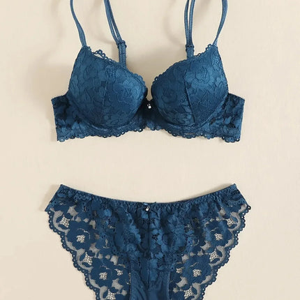 1 Set Elegant Erotic Lace Embroidery Breathable Fabric Lingeries : Push-Up Bra, Low Waist Sheer Panty - Ultimate Valentine's Day