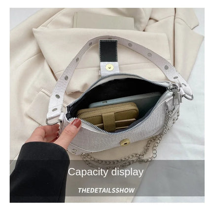 Women Fashion Shoulder Bag Gothic Ladies Bag Cool Style Trendy Rock Girls Handbag Y2K Rivet Chain for Travel Vacation Daily