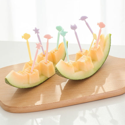 Creative Animal Cartoon Fruit Cake Fork Sign, Random Color Delivery