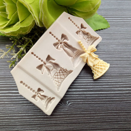 2 PCS Christmas Bells Chocolate Candy Cookie Cake Decorating Tools DIY Baking Fondant Food Grade Silicone Mold, Christmas Bells