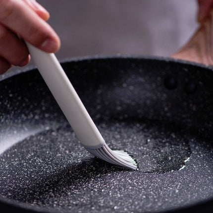 Kitchen Brush Removable Silicone Oil Brush Baking Barbecue Brush Oil Tool Random Color Delivery