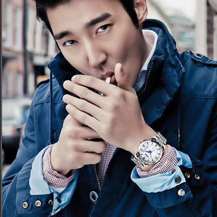 SKMEI 9069 Multifunctional Outdoor Fashion Business Waterproof Silver Shell Quartz Wrist Watch