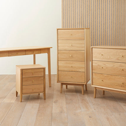 Wright Oak 3 Drawer Bedside Table