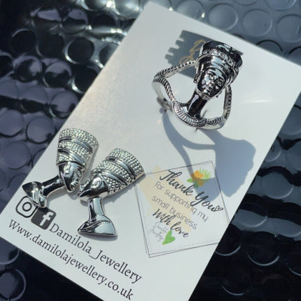 'Queen Nefertiti' - Stud Earrings - Silver/Gold
