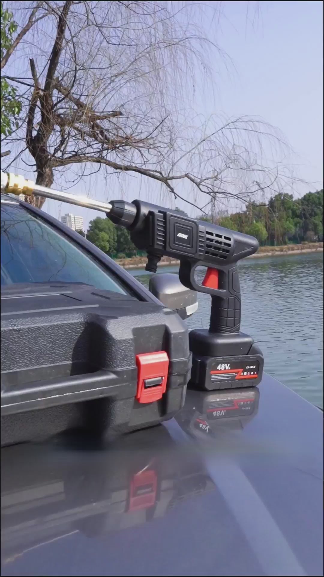 Universal Wireless Car Washing Gun